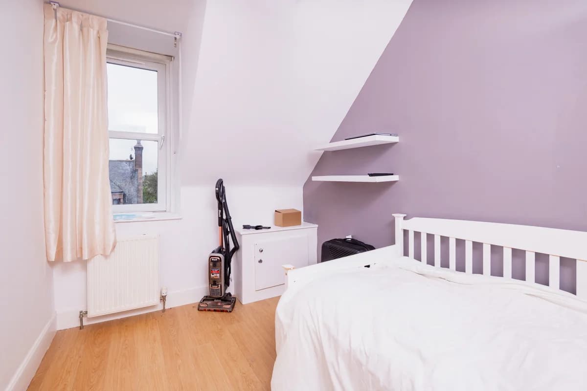 property photo 11 of 23
