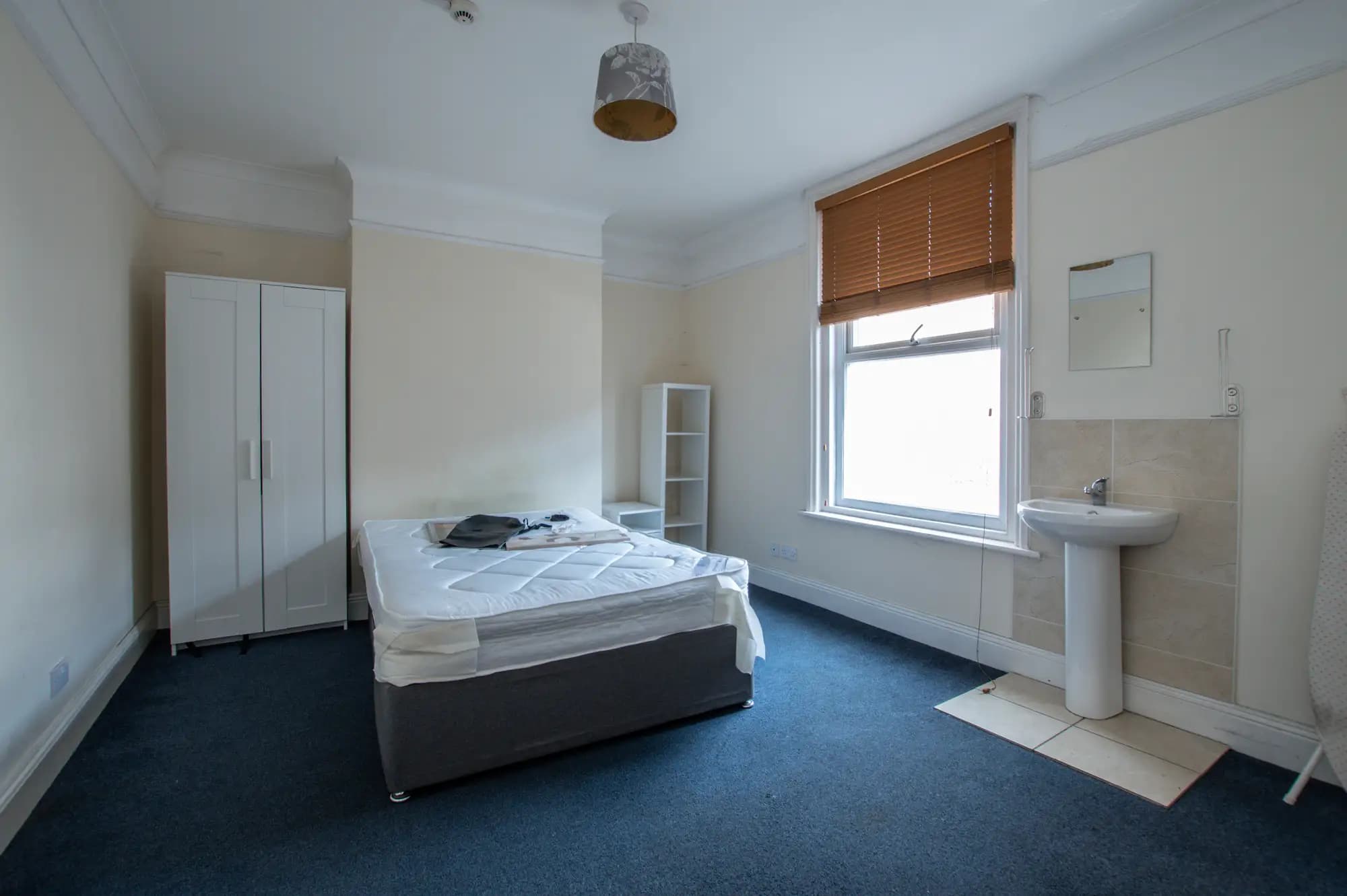 property photo 13 of 25