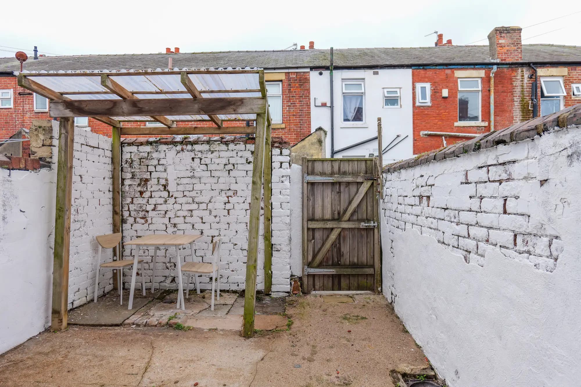 property photo 16 of 18