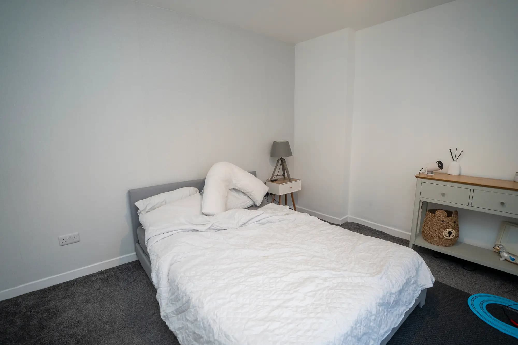 property photo 11 of 14