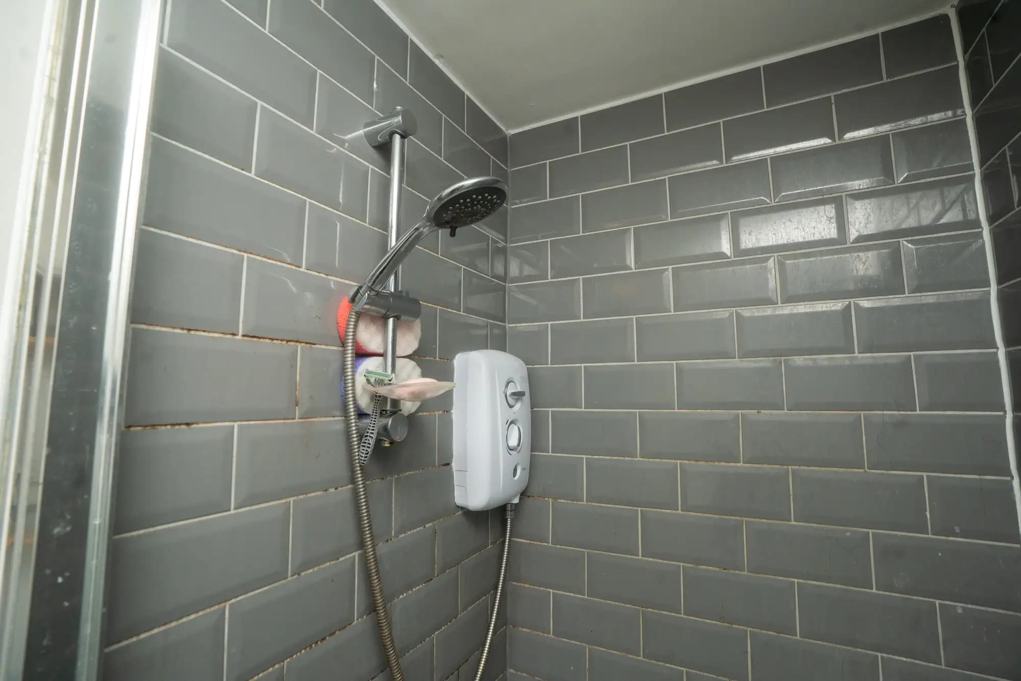 property photo 10 of 17