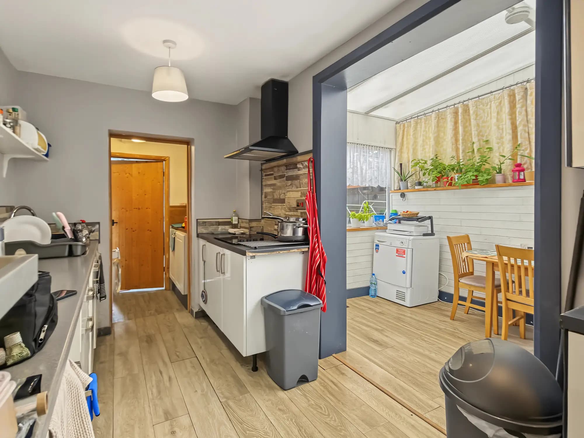 property photo 4 of 25