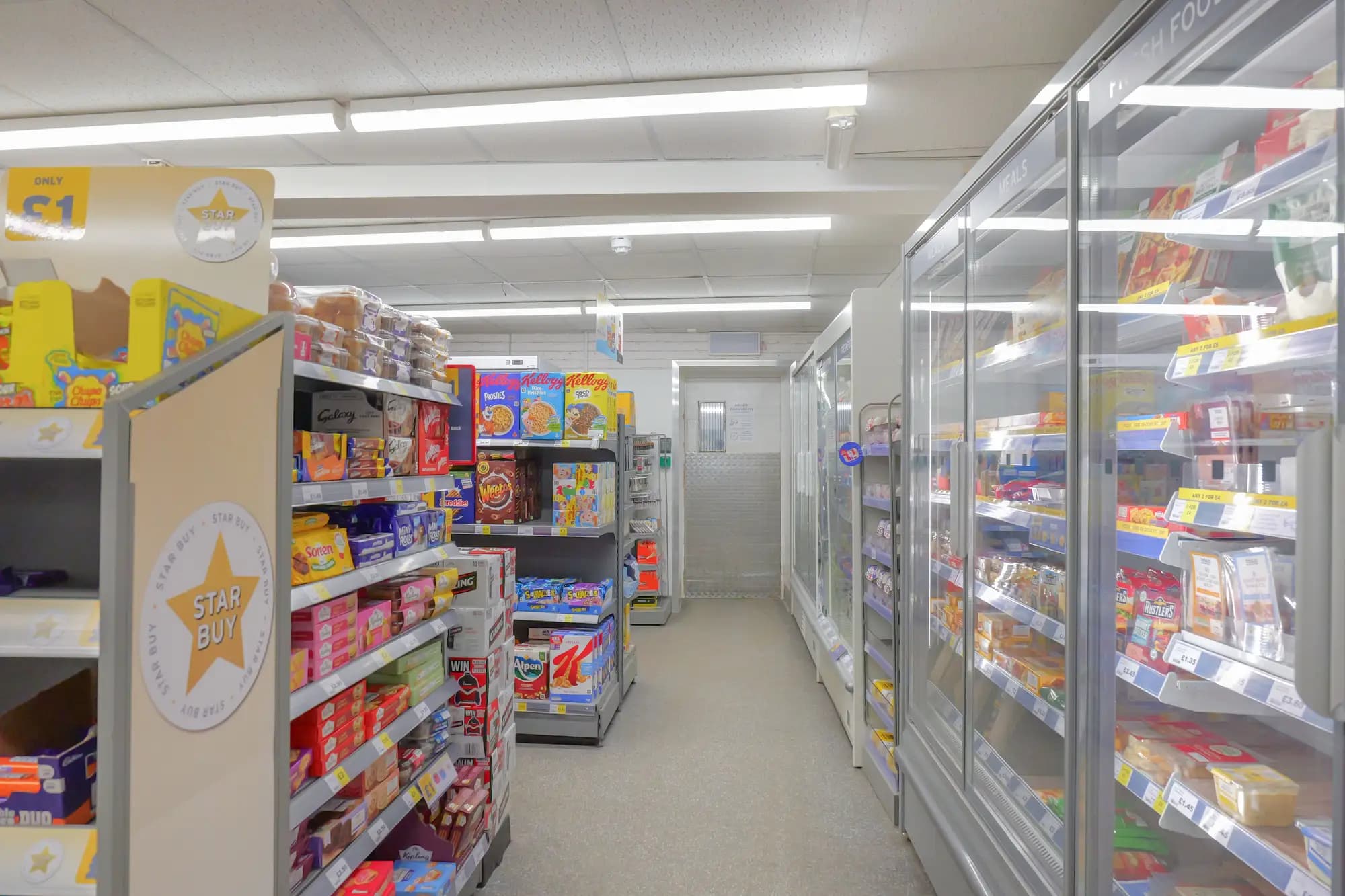 property photo 8 of 19