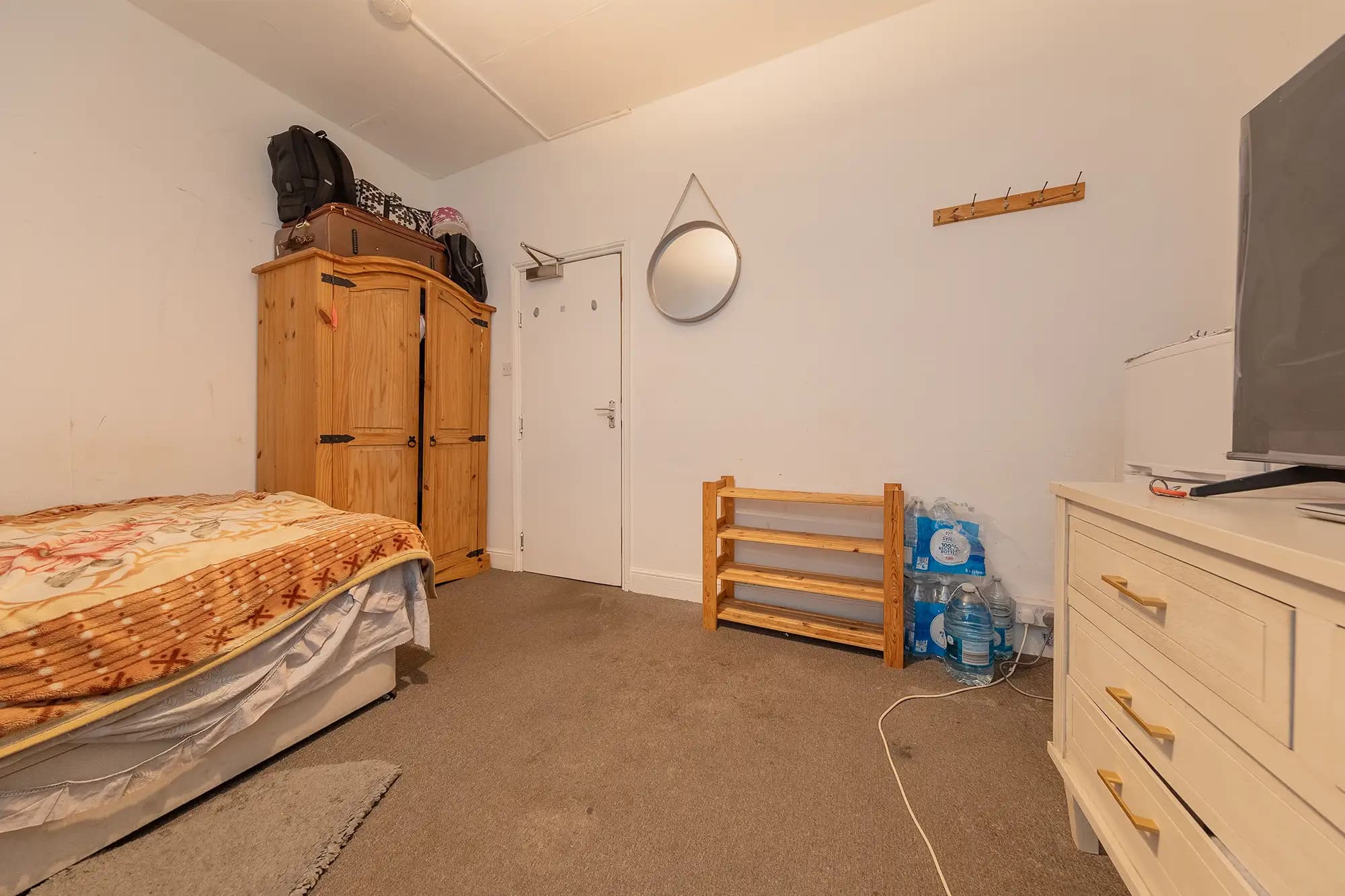property photo 16 of 25