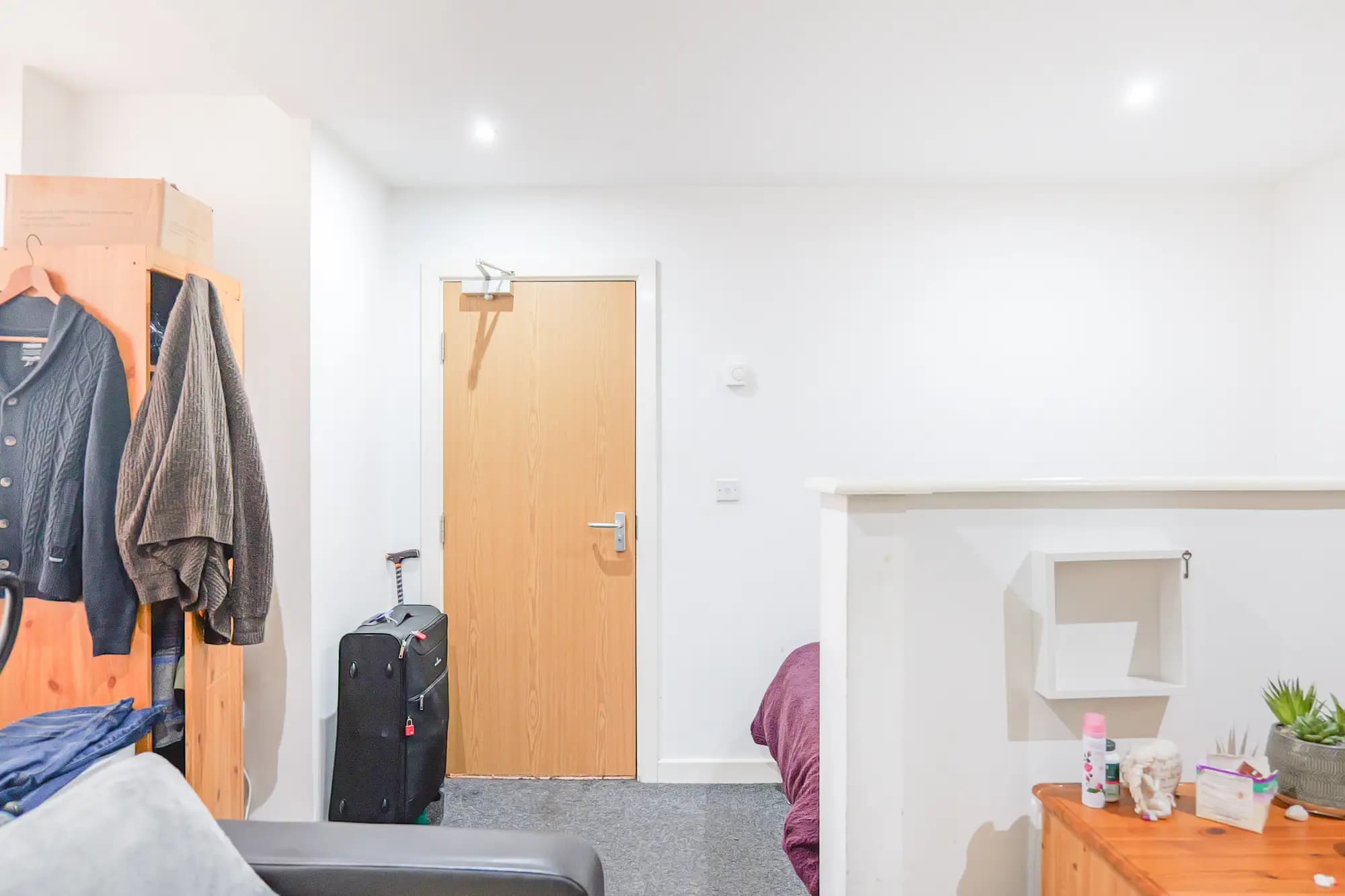 property photo 27 of 50