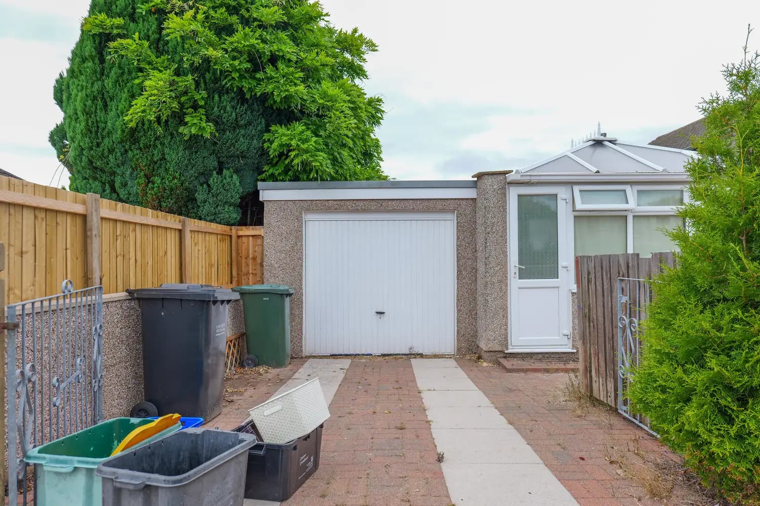 property photo 22 of 25