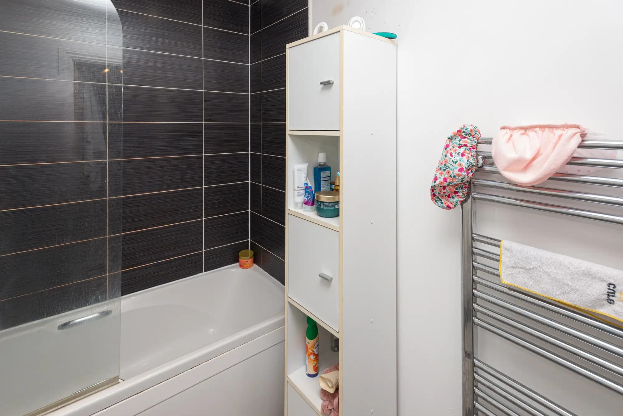 property photo 14 of 28