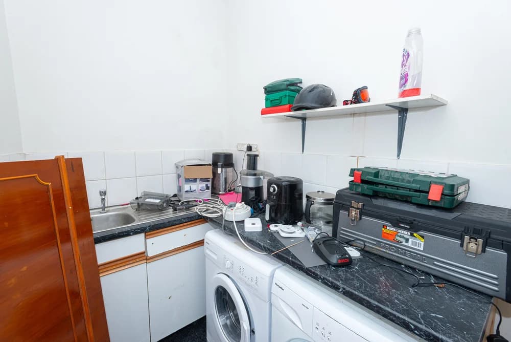 property photo 7 of 25