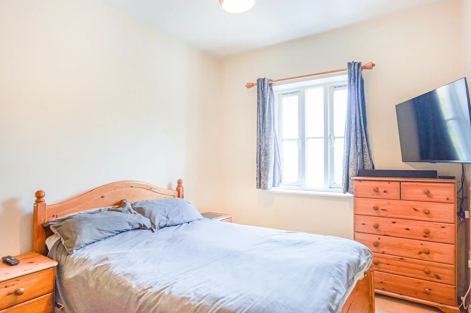 property photo 9 of 20