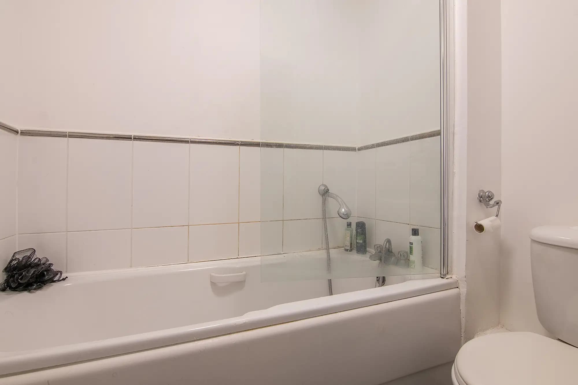 property photo 8 of 14