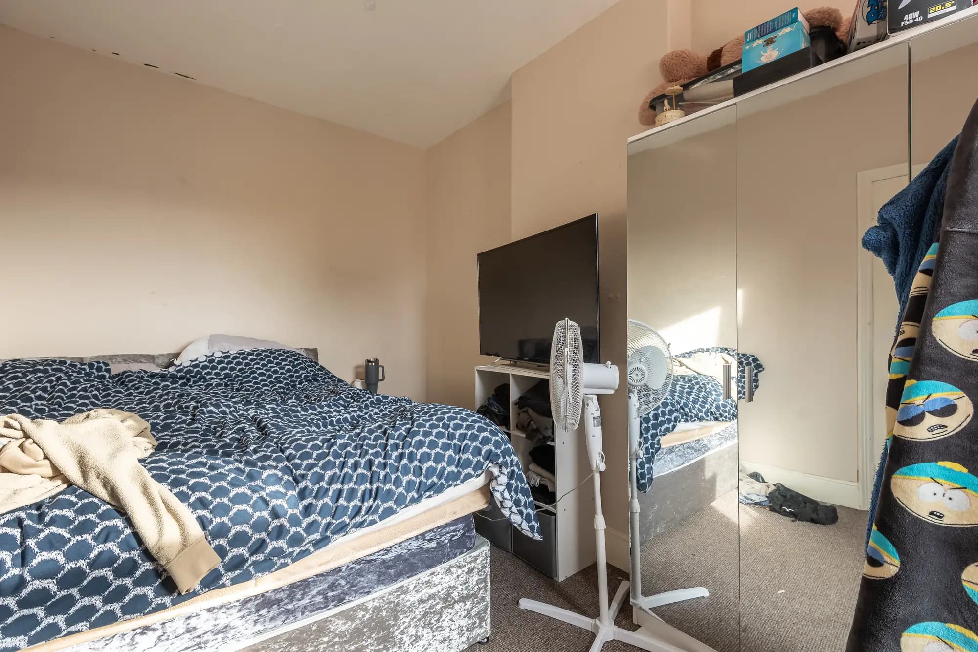 property photo 15 of 29