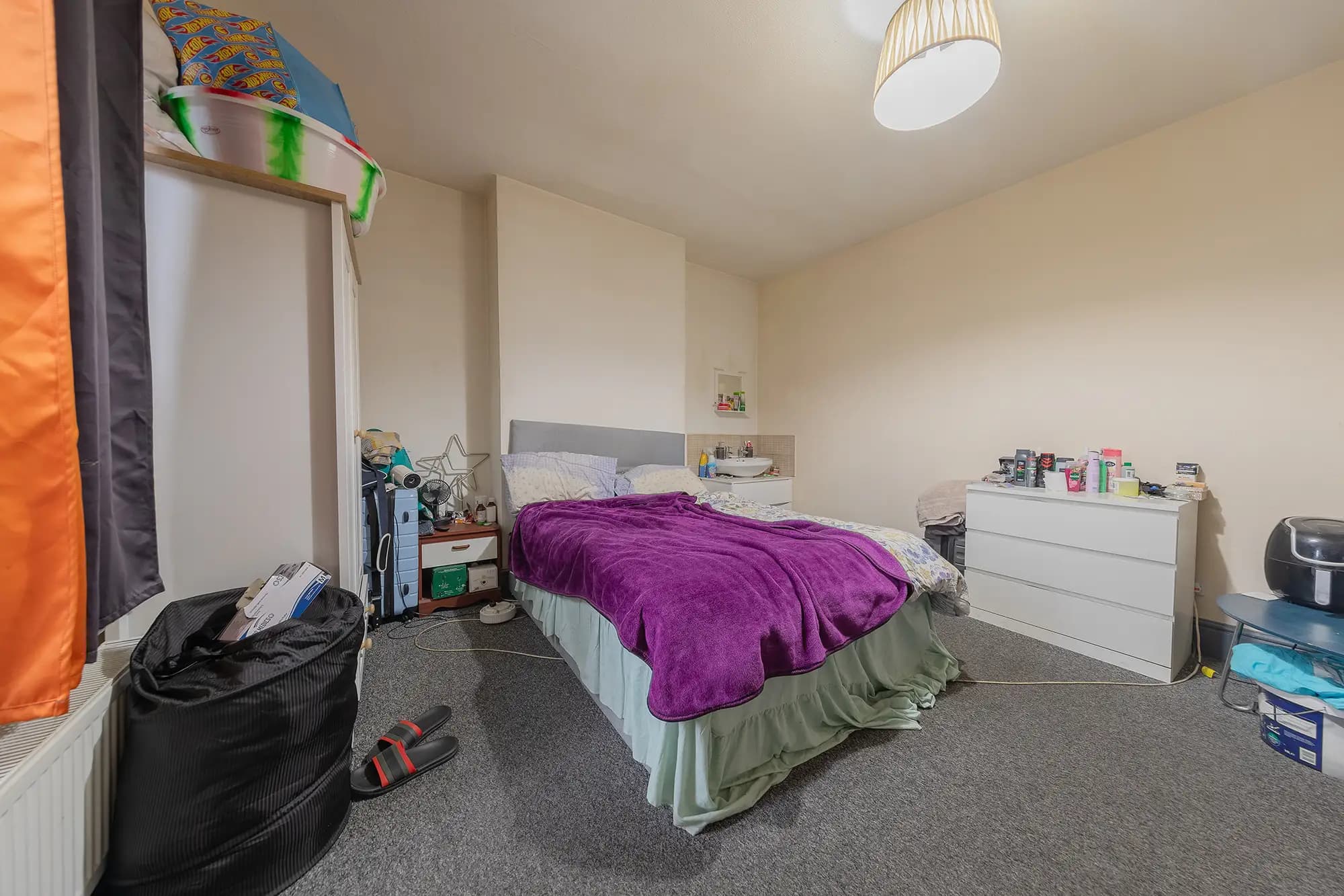 property photo 17 of 38