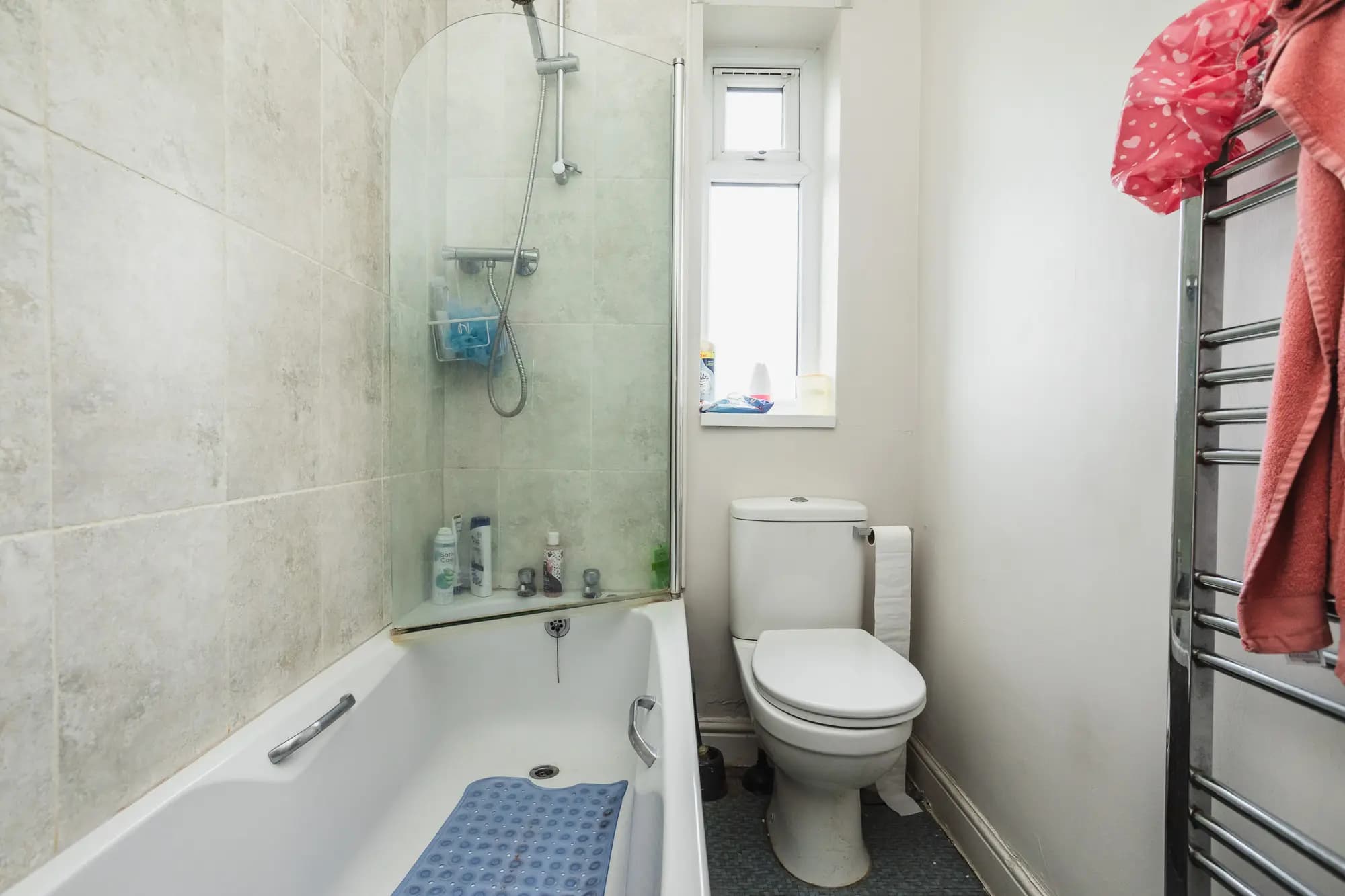 property photo 9 of 18
