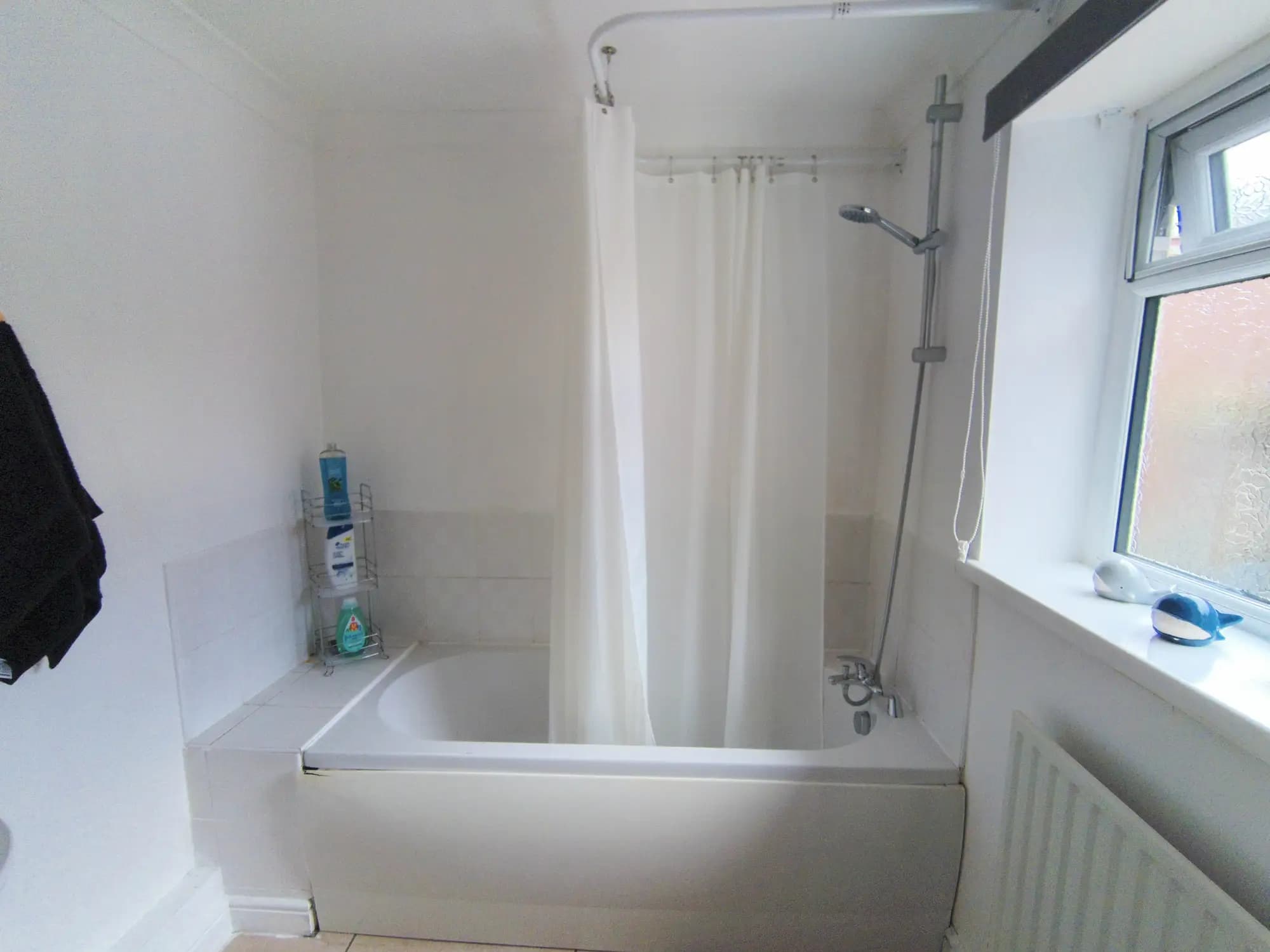 property photo 7 of 16