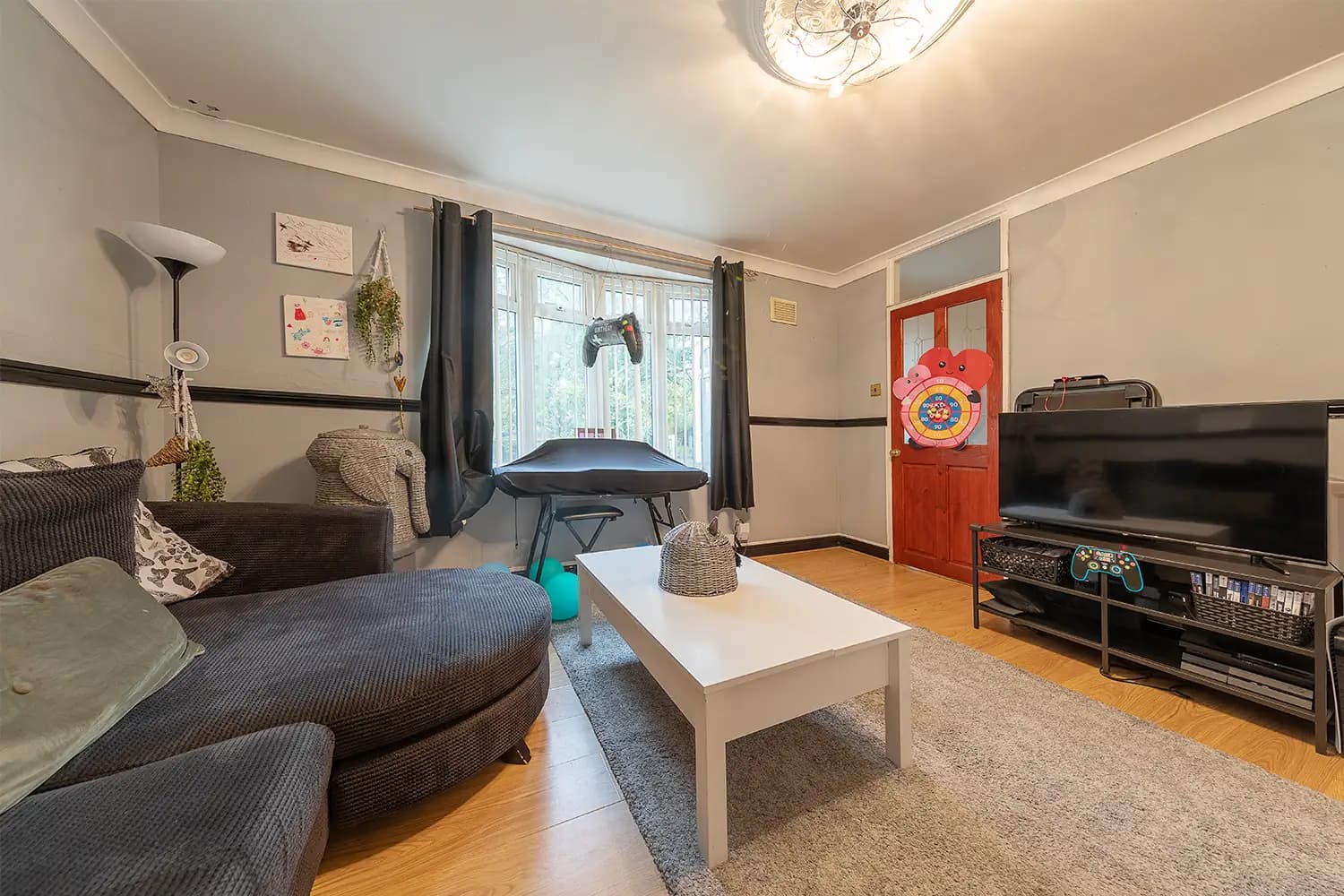 property photo 7 of 40