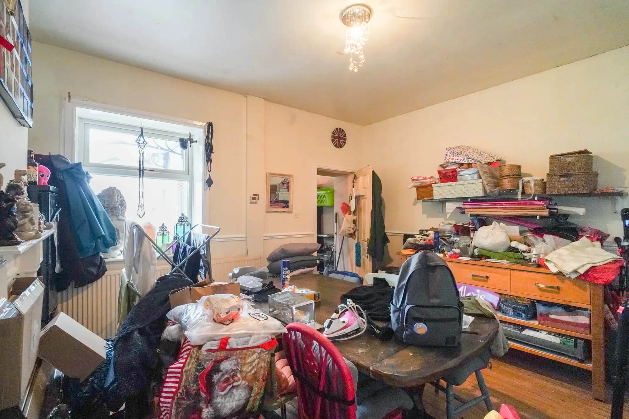property photo 5 of 18