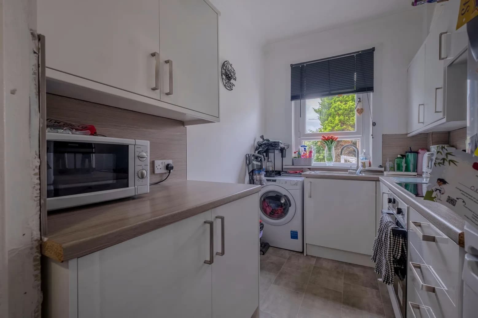property photo 6 of 22