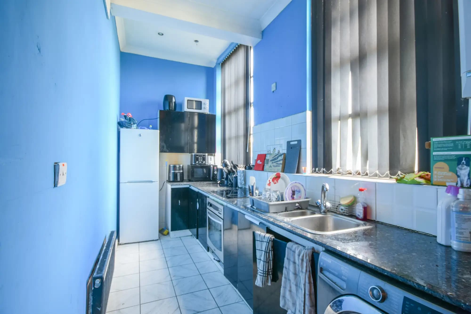 property photo 4 of 13