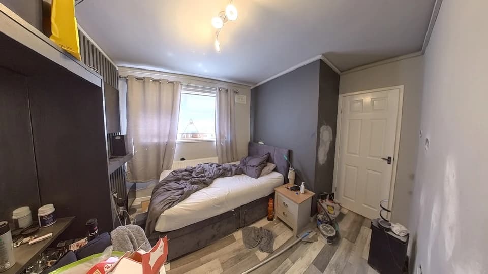 property photo 16 of 19