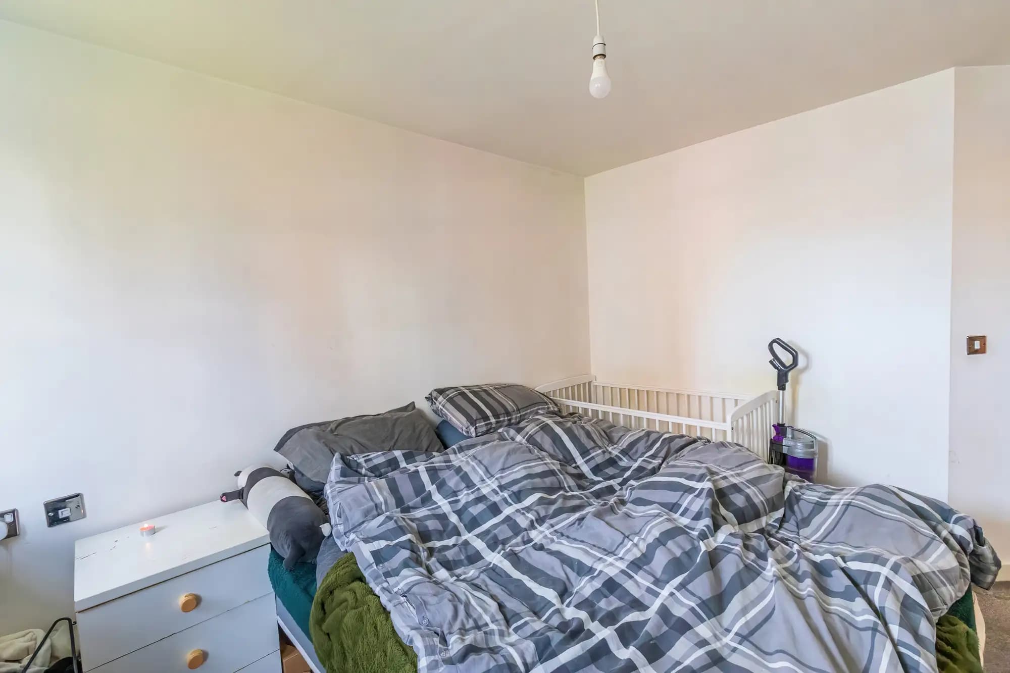 property photo 10 of 14