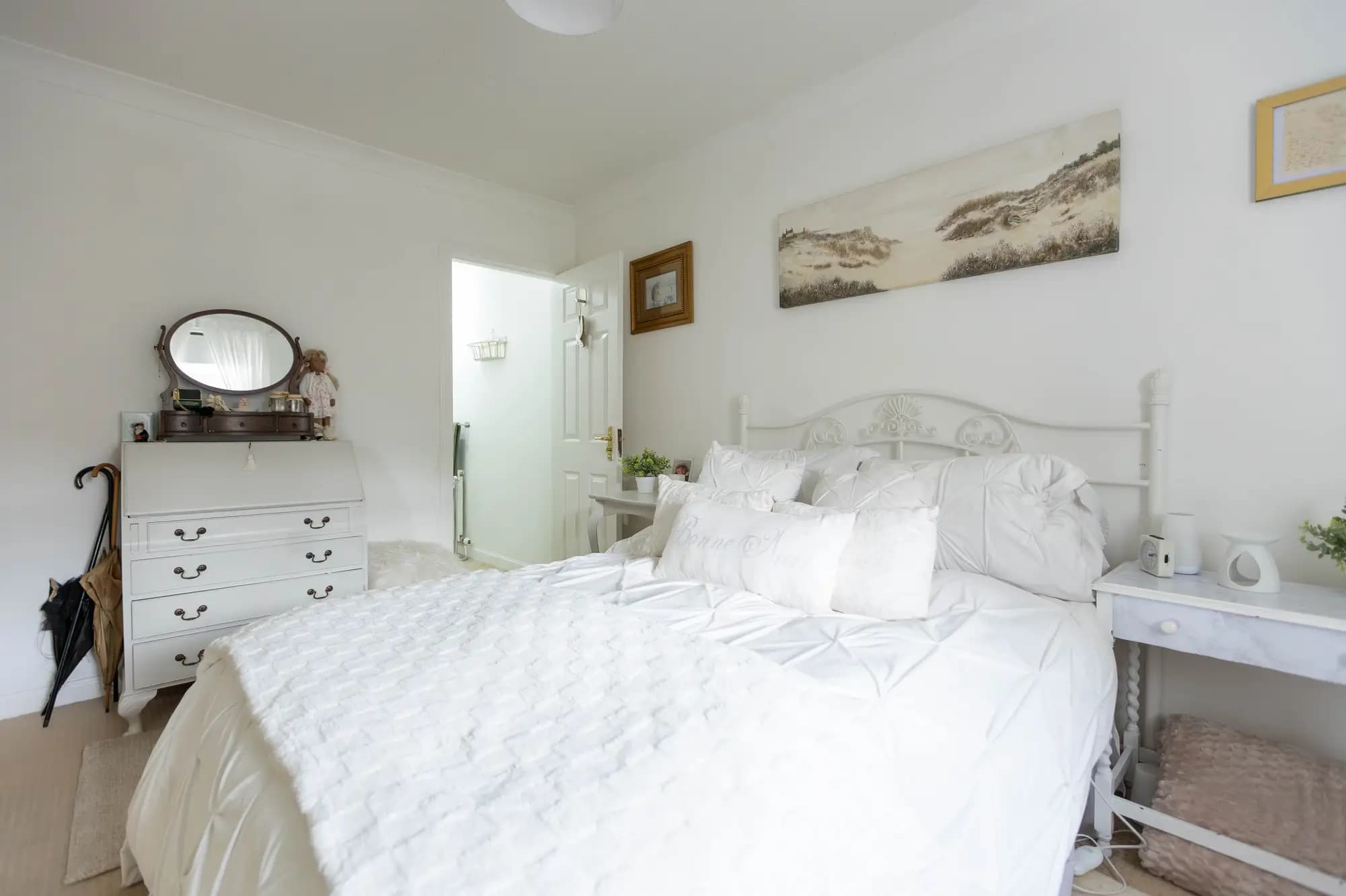 property photo 20 of 34