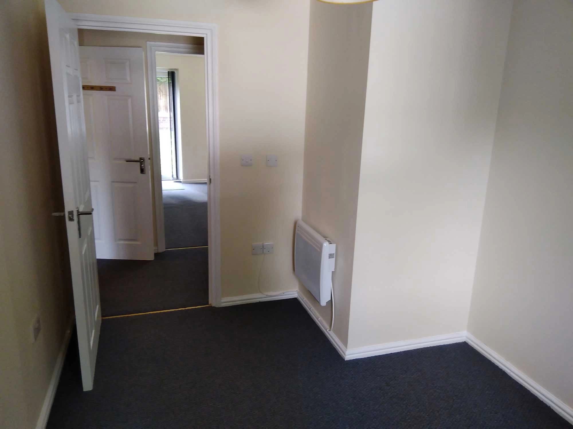 property photo 12 of 15