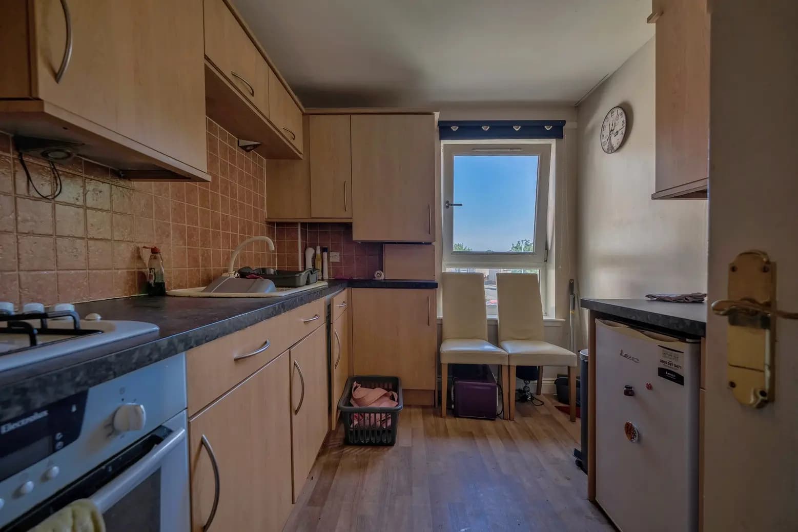 property photo 6 of 27