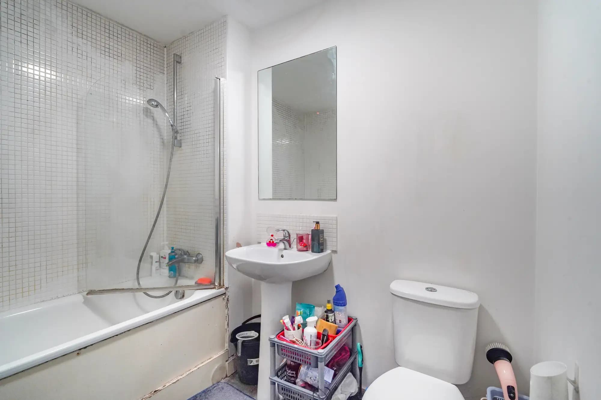 property photo 6 of 20