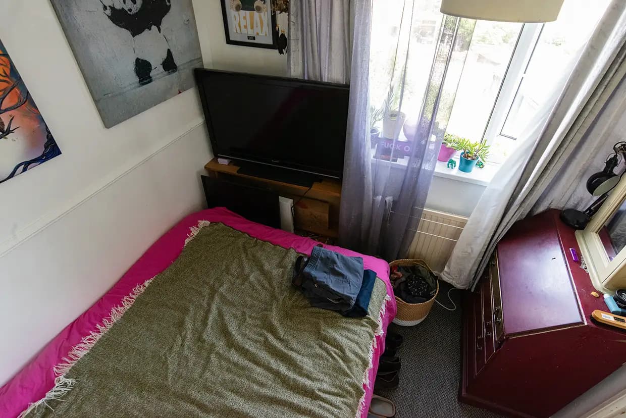 property photo 13 of 24