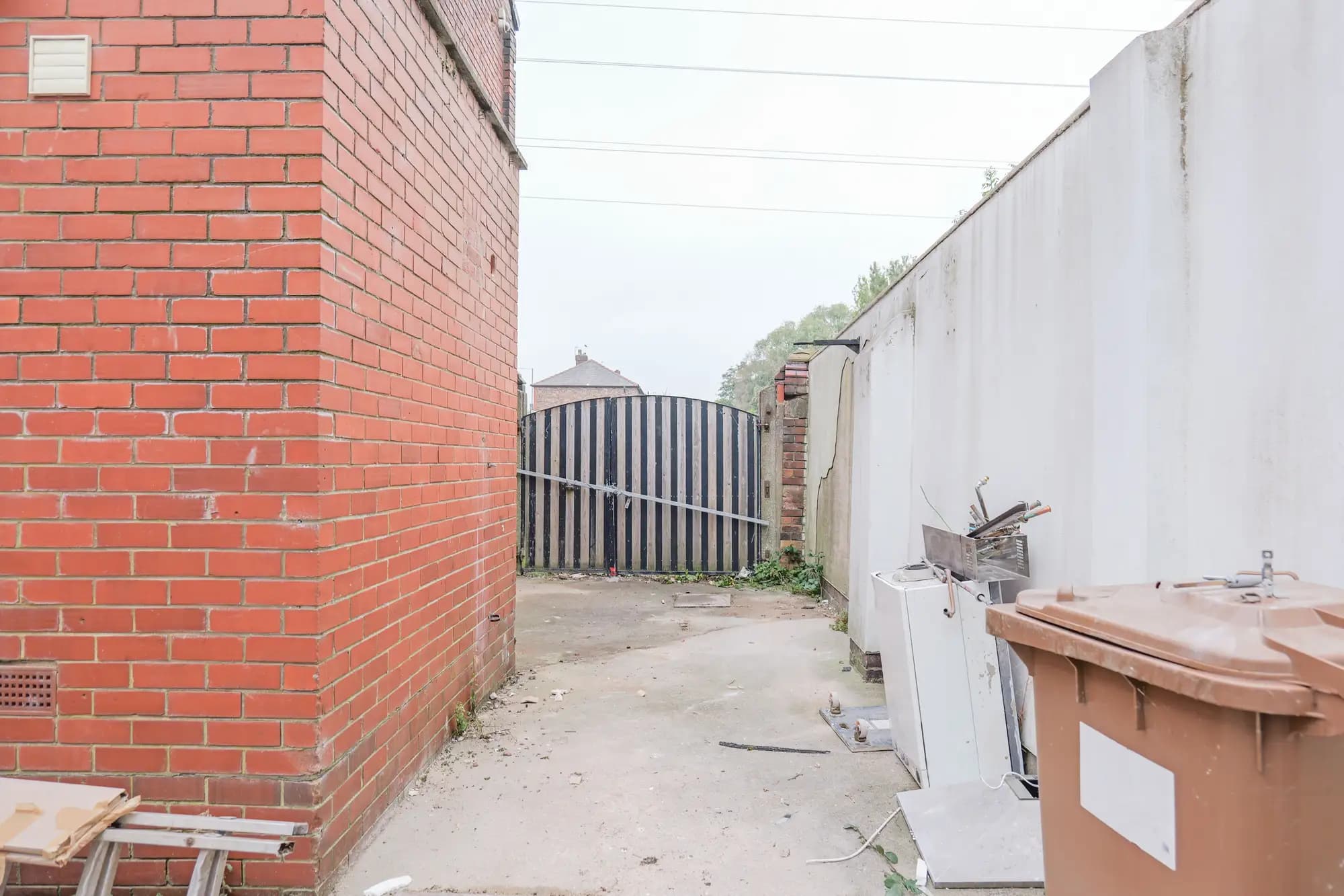 property photo 26 of 30