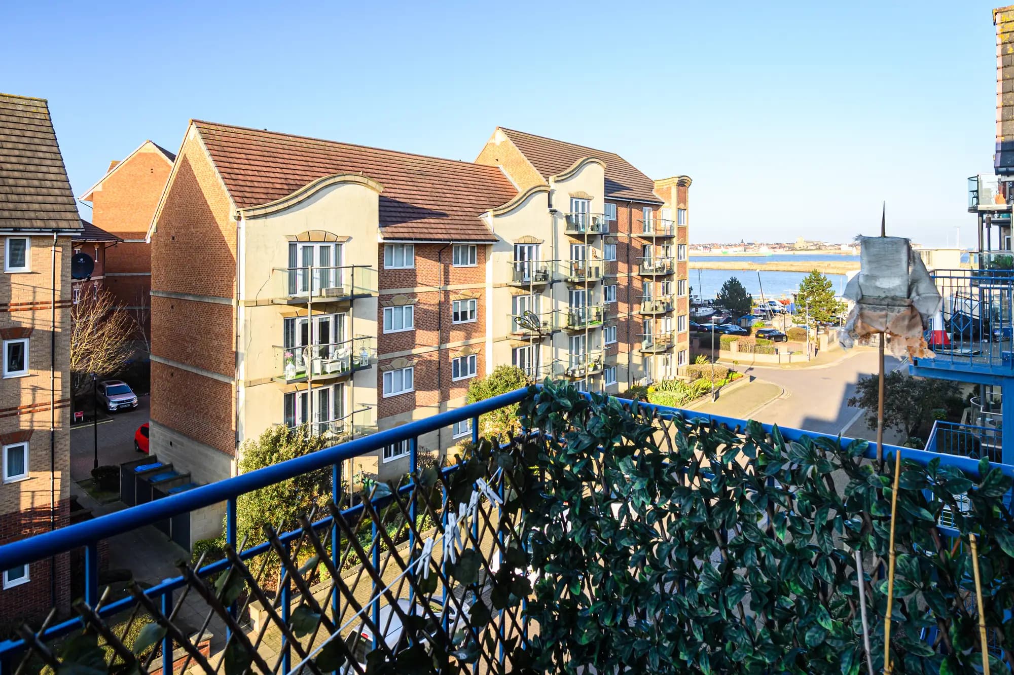 property photo 16 of 18