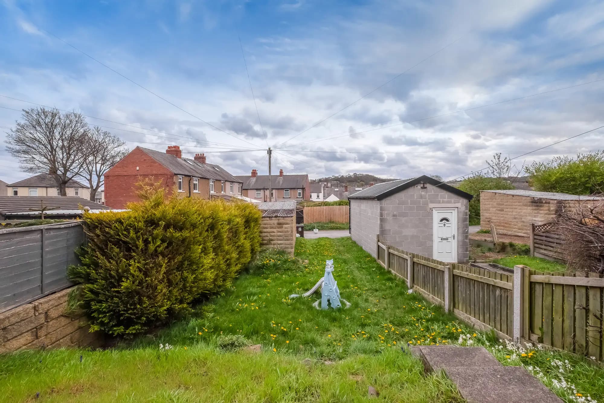 property photo 15 of 18