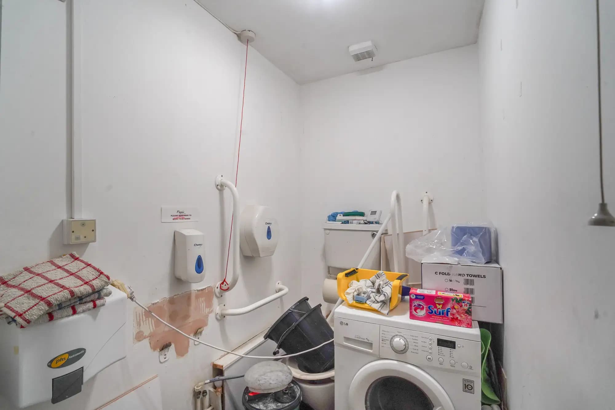 property photo 21 of 30