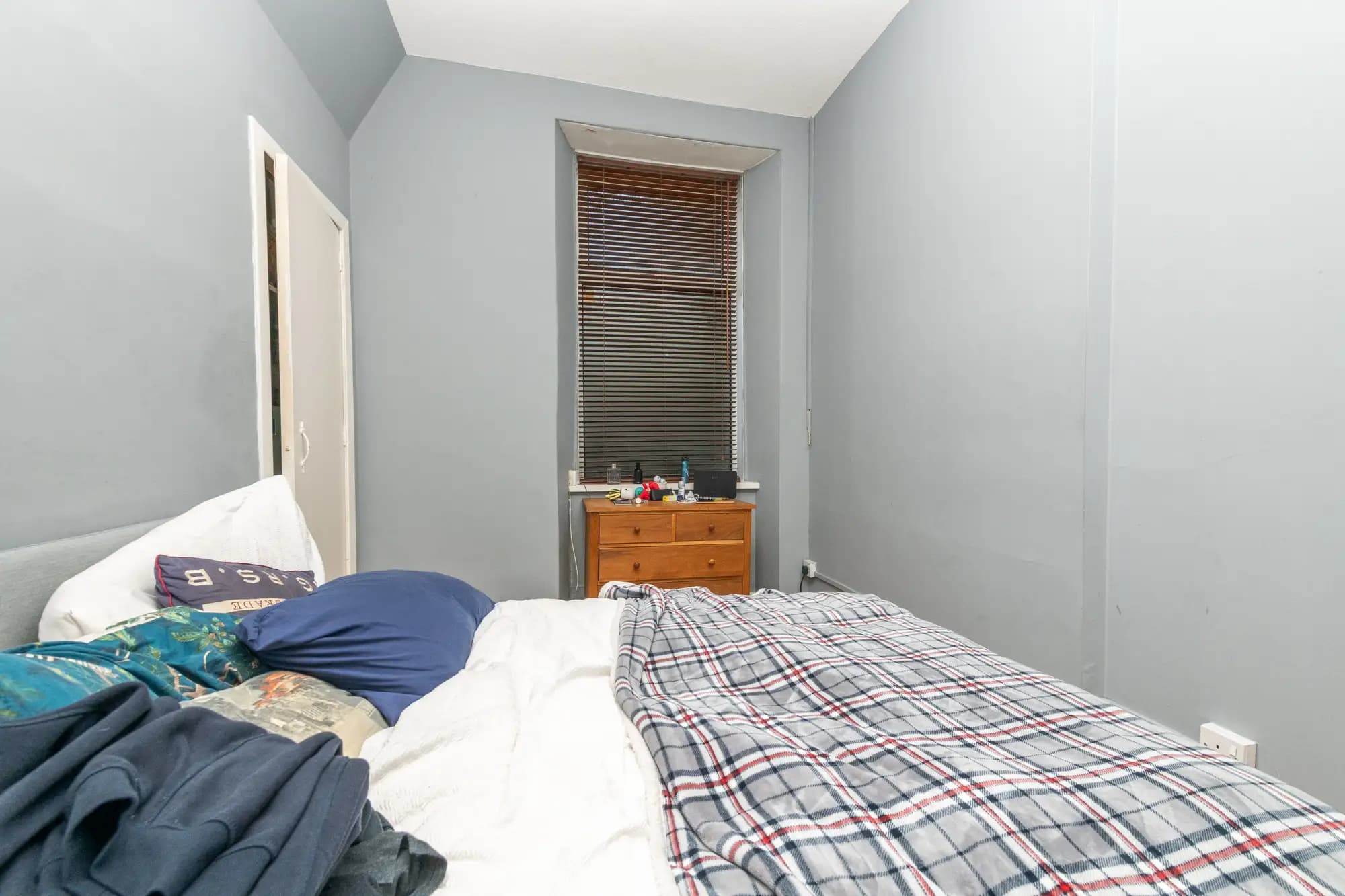 property photo 13 of 23