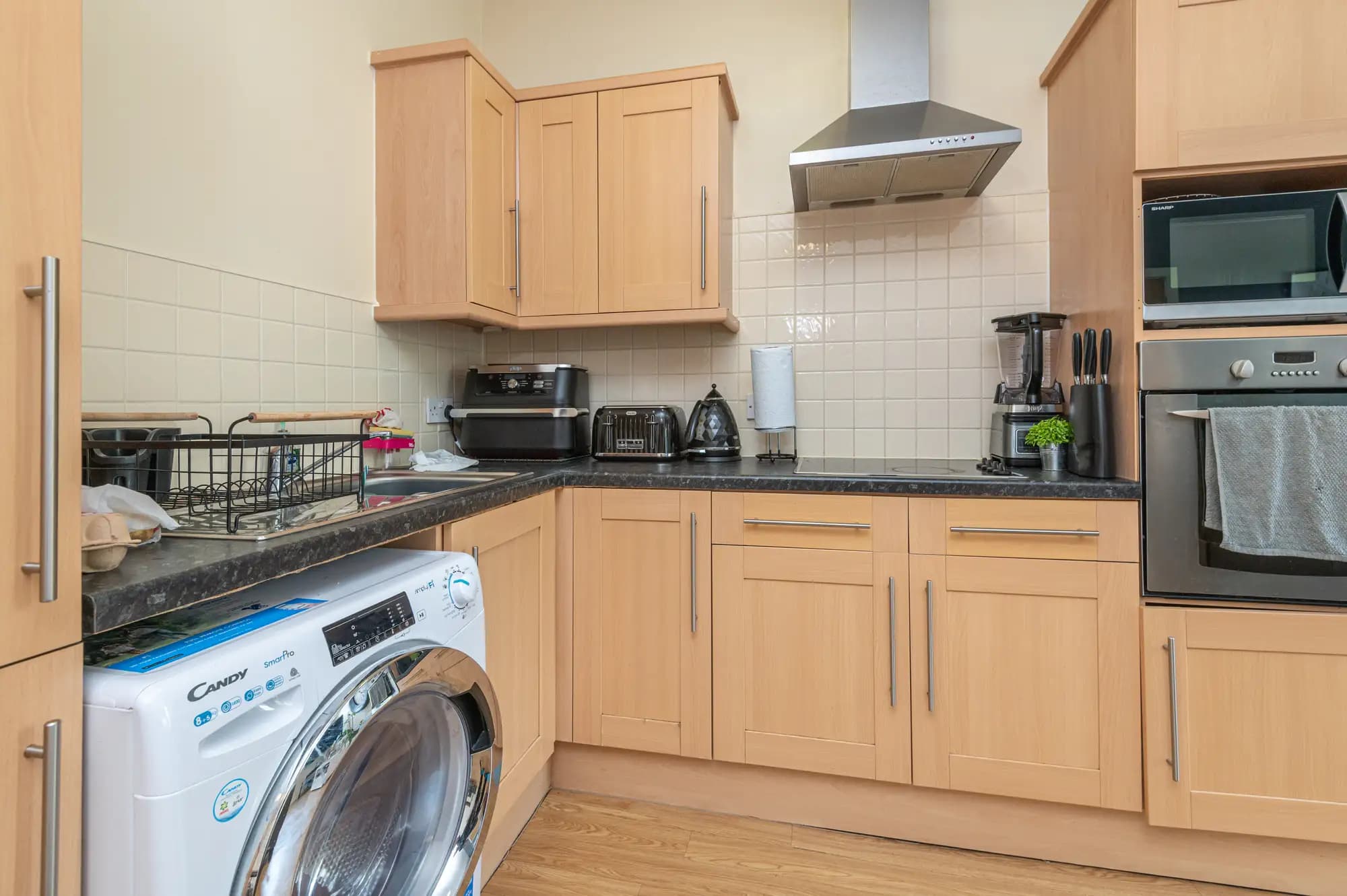 property photo 7 of 17