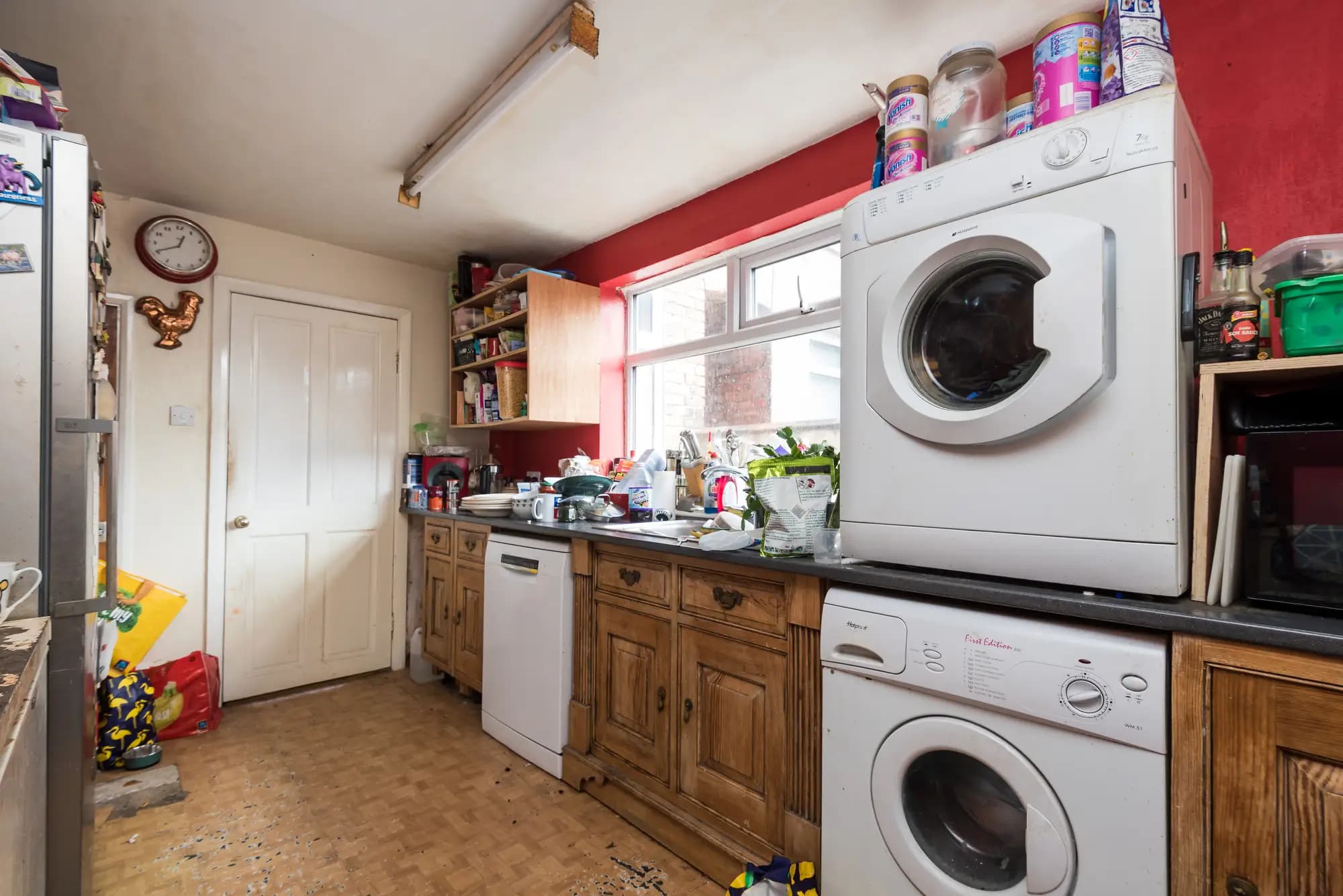 property photo 7 of 17