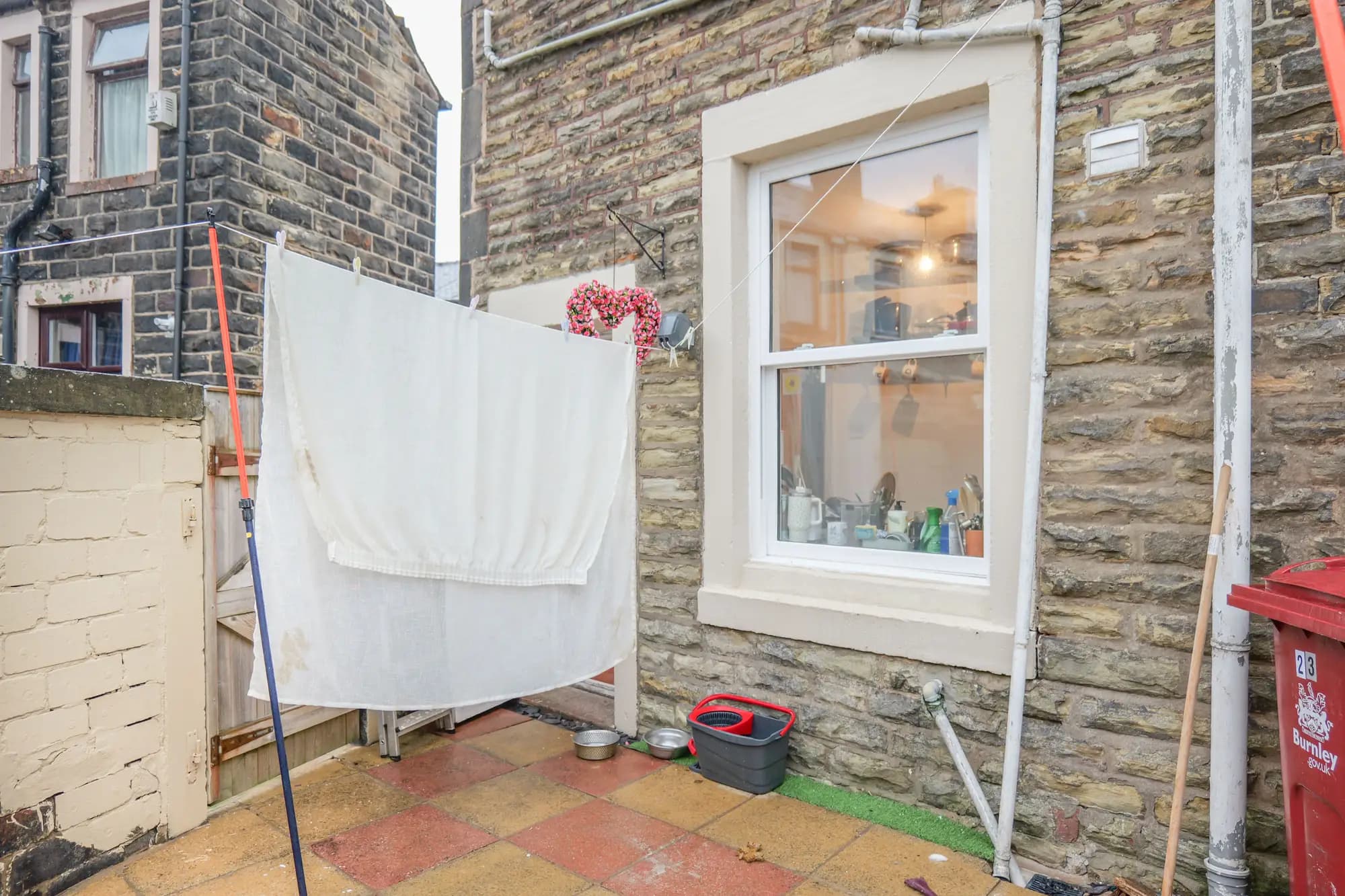 property photo 14 of 17