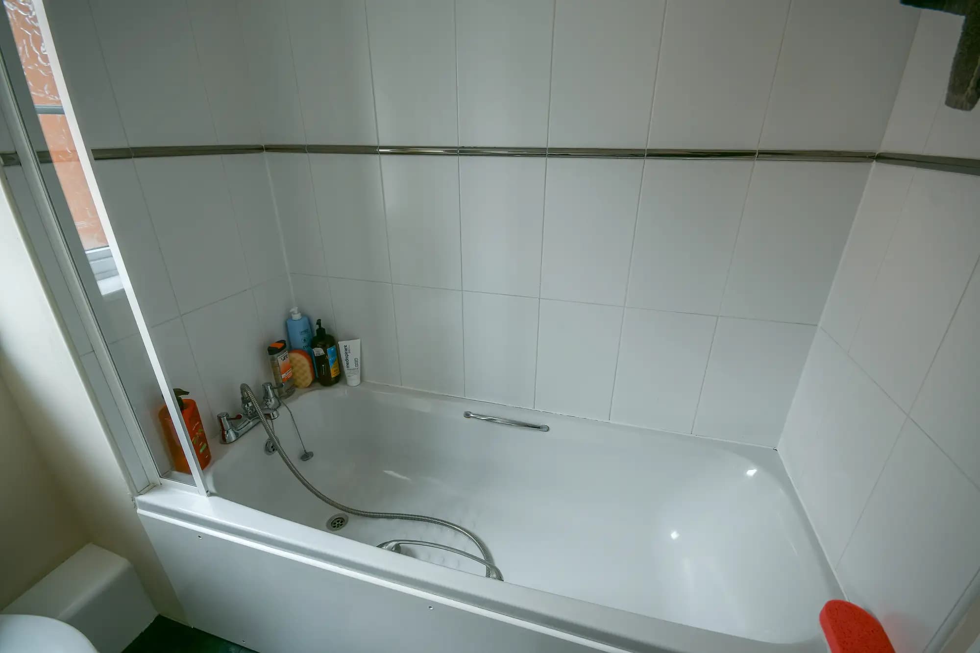 property photo 9 of 23