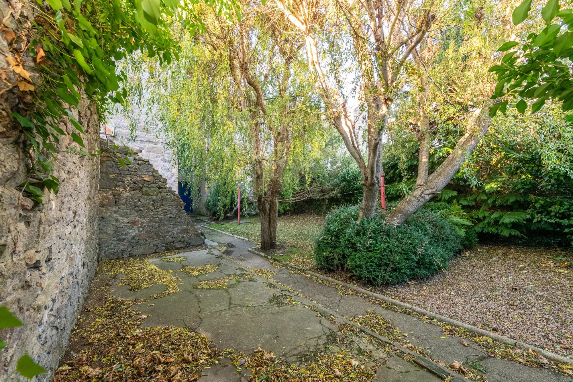 property photo 20 of 23