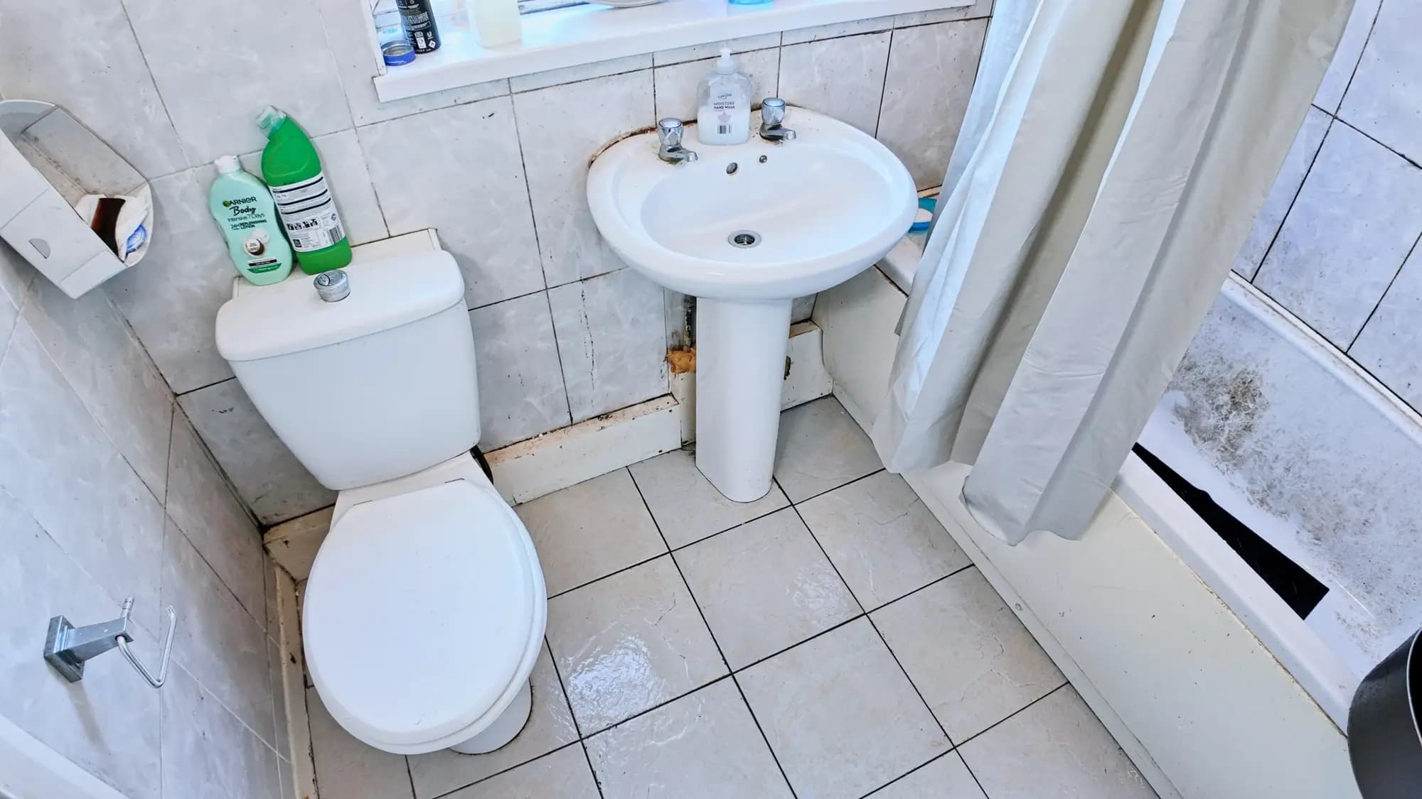 property photo 7 of 13