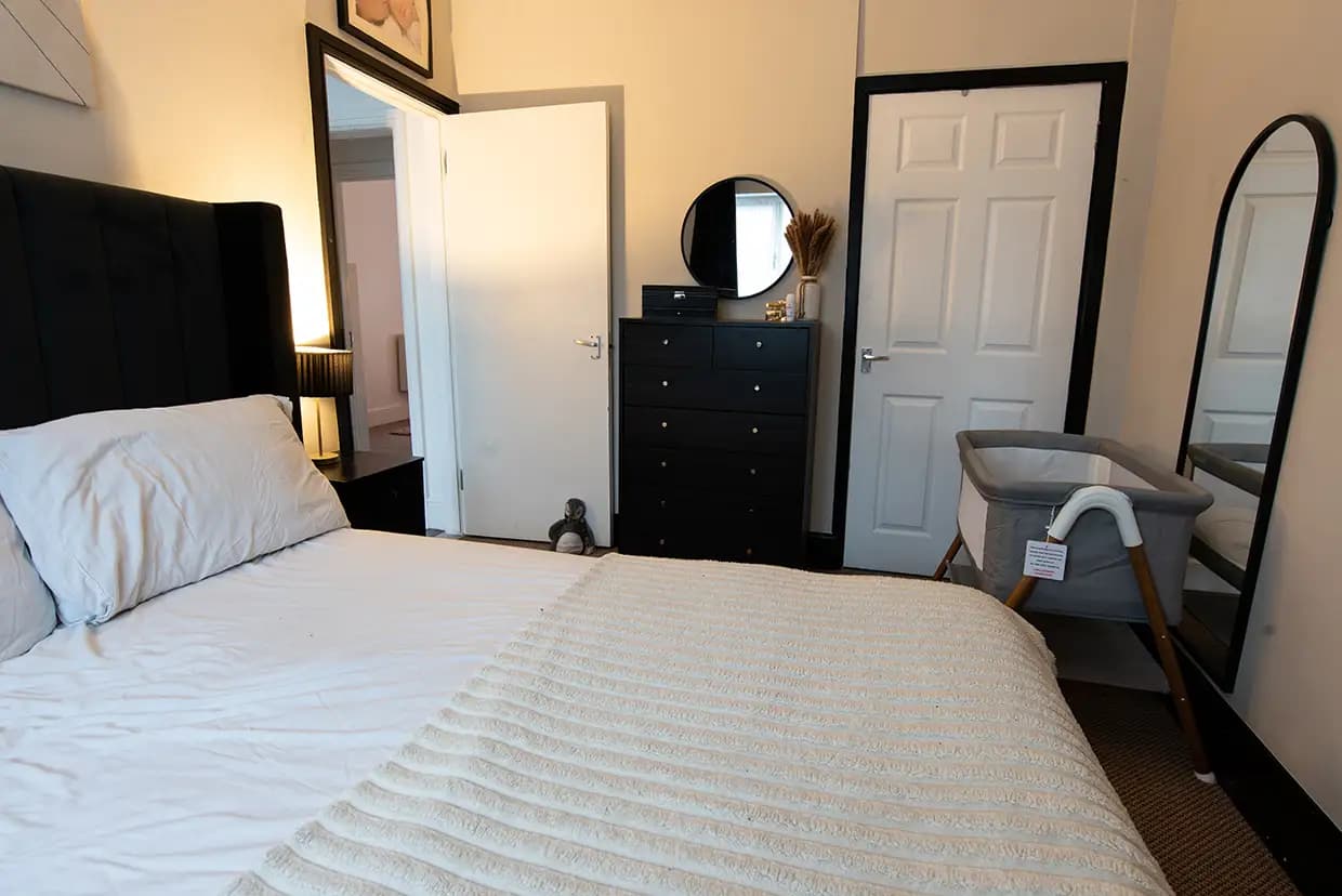 property photo 10 of 24