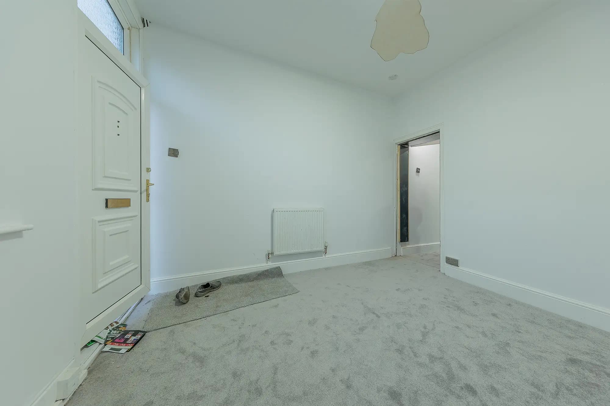 property photo 4 of 23