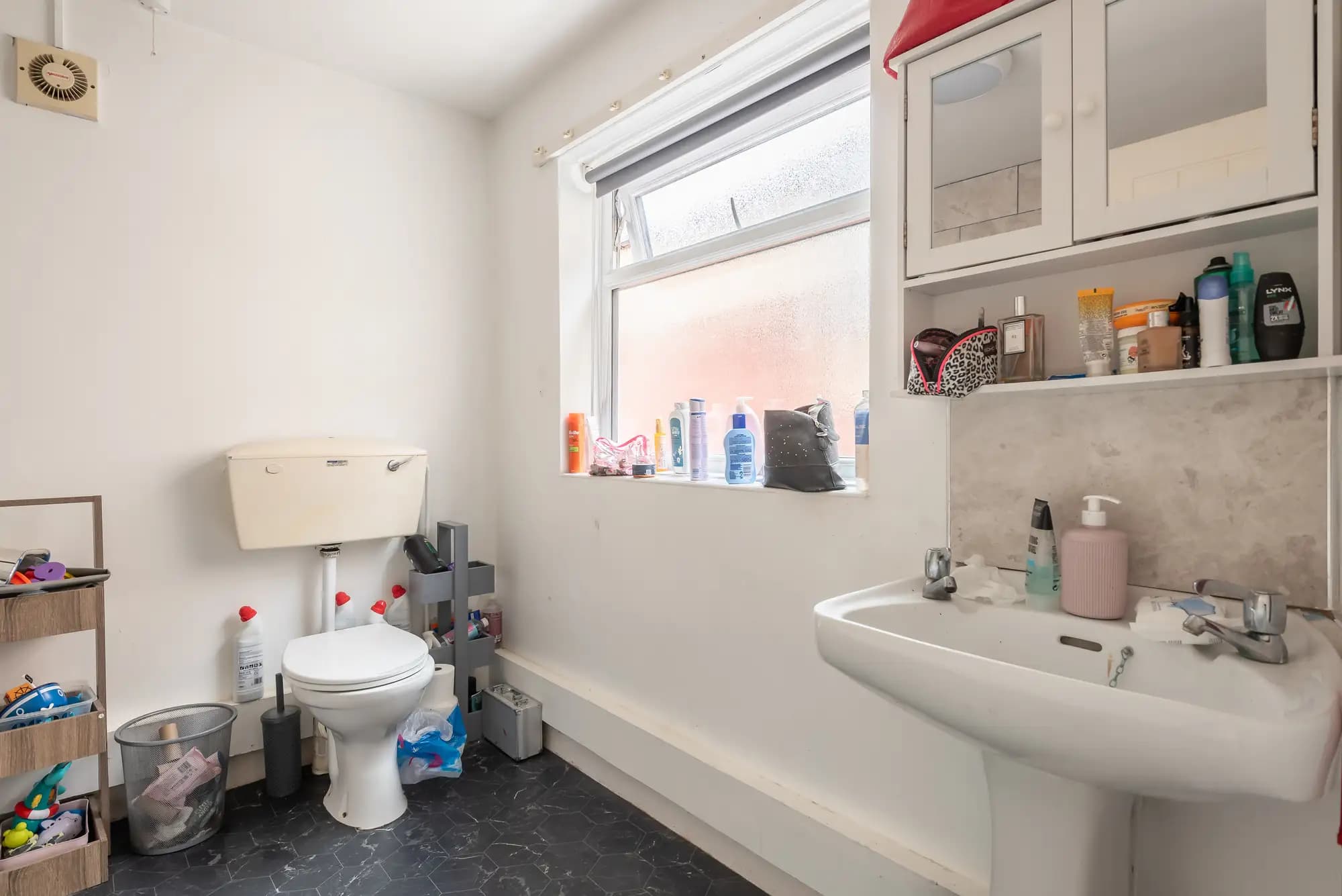 property photo 12 of 26