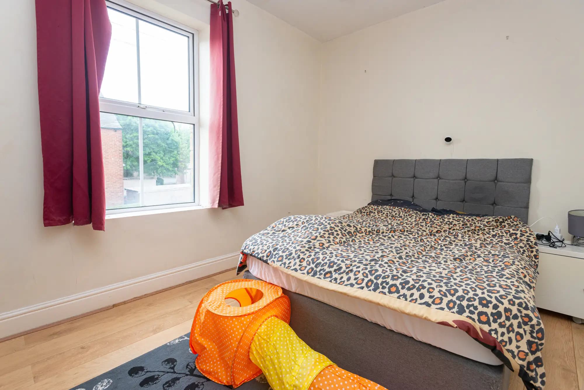 property photo 11 of 24
