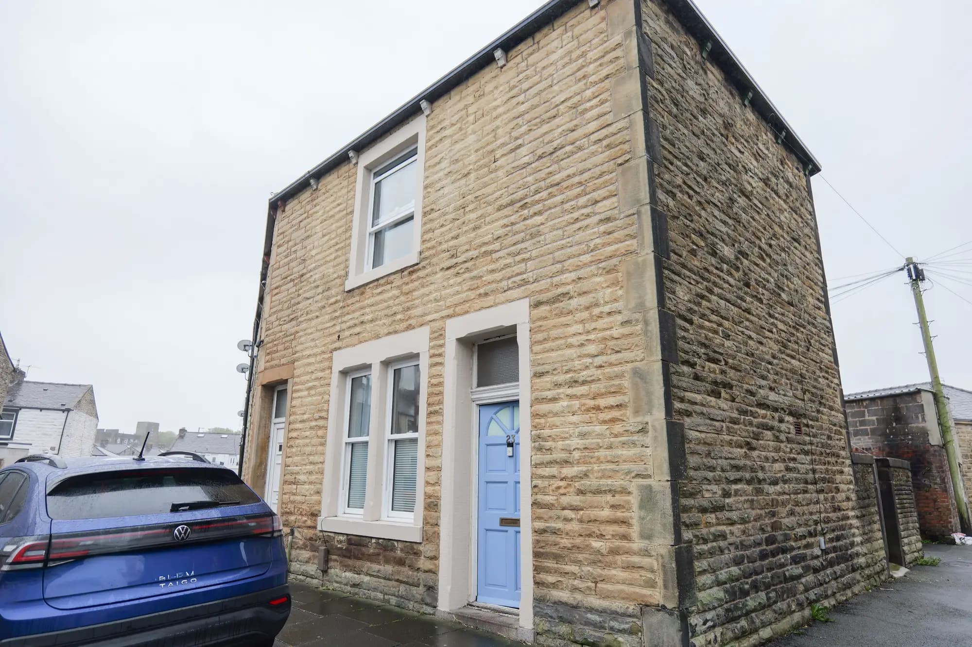 property photo 16 of 17