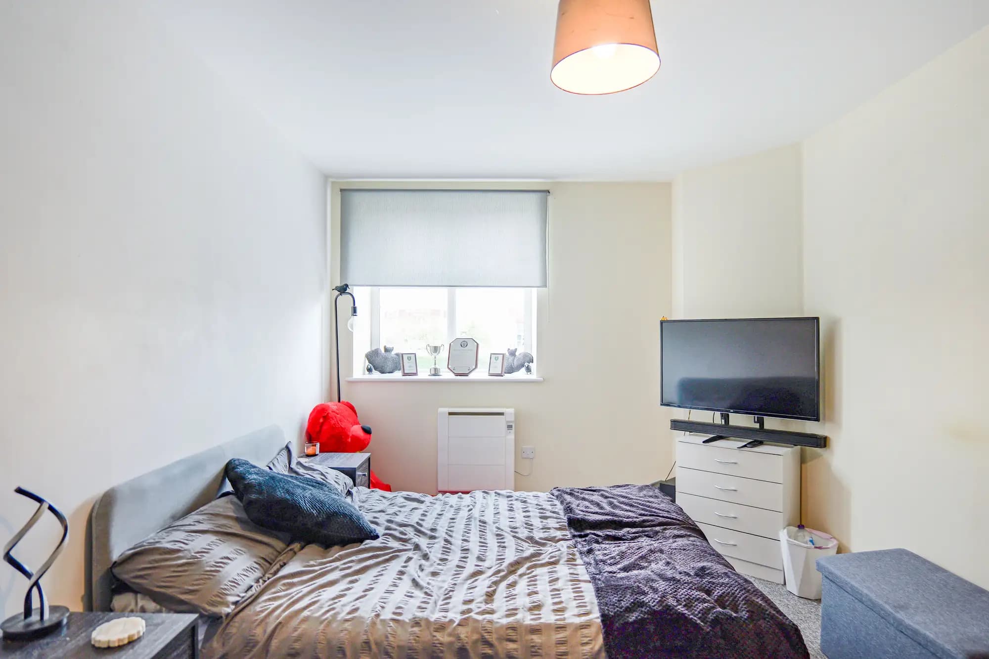 property photo 8 of 20