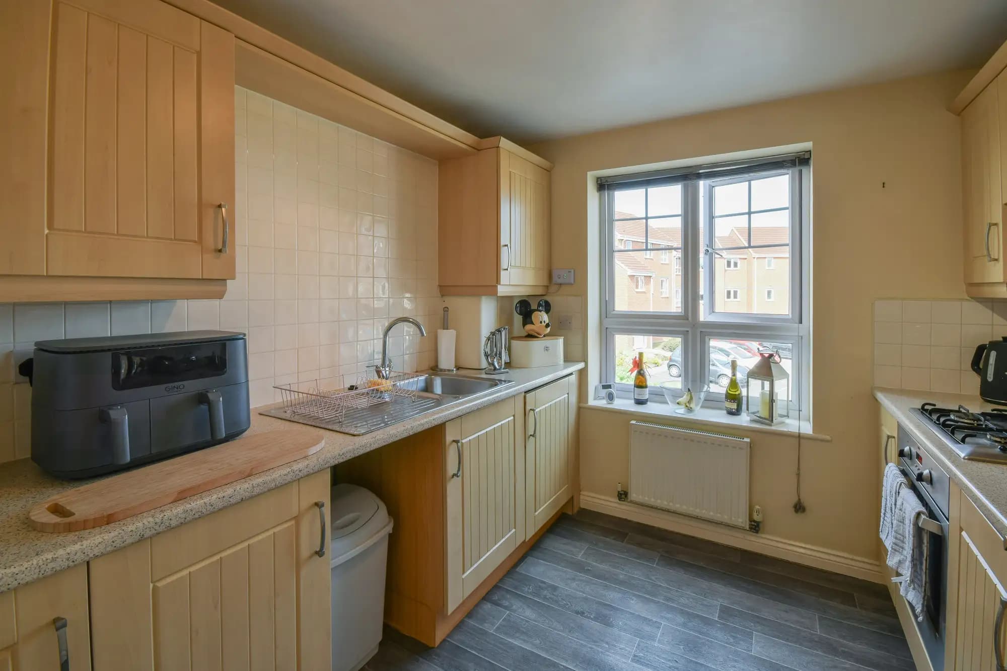 property photo 5 of 17