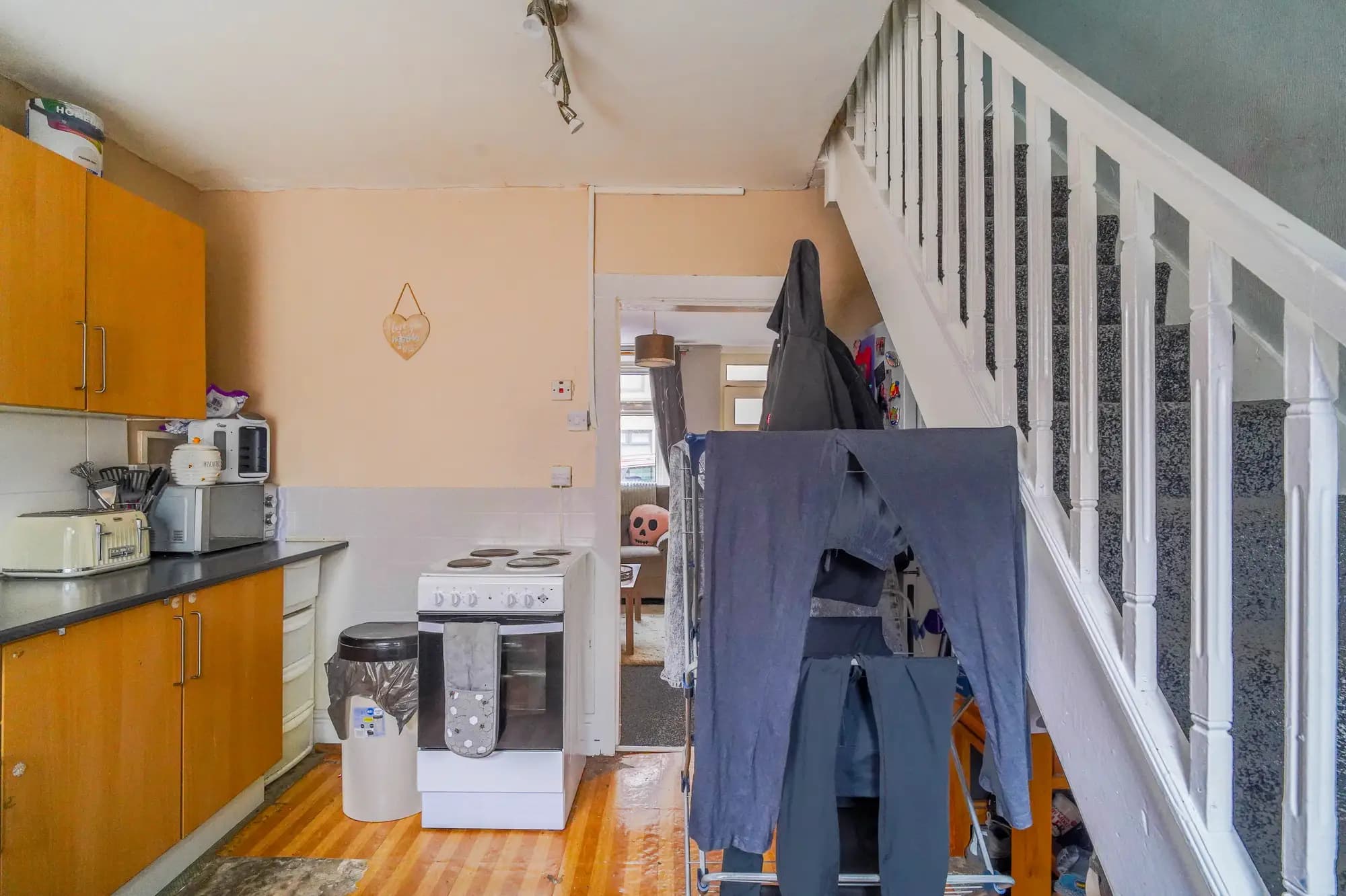 property photo 5 of 17