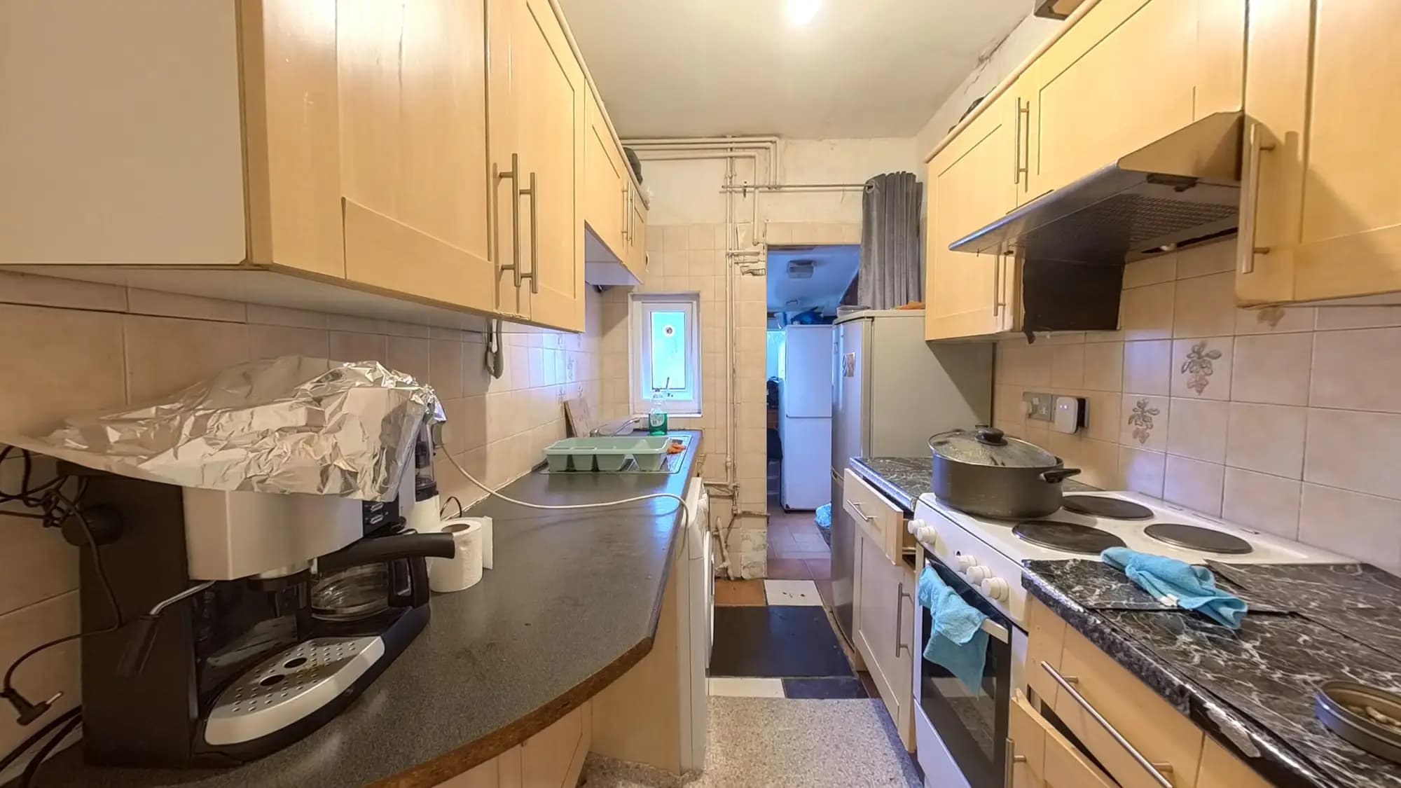 property photo 5 of 21