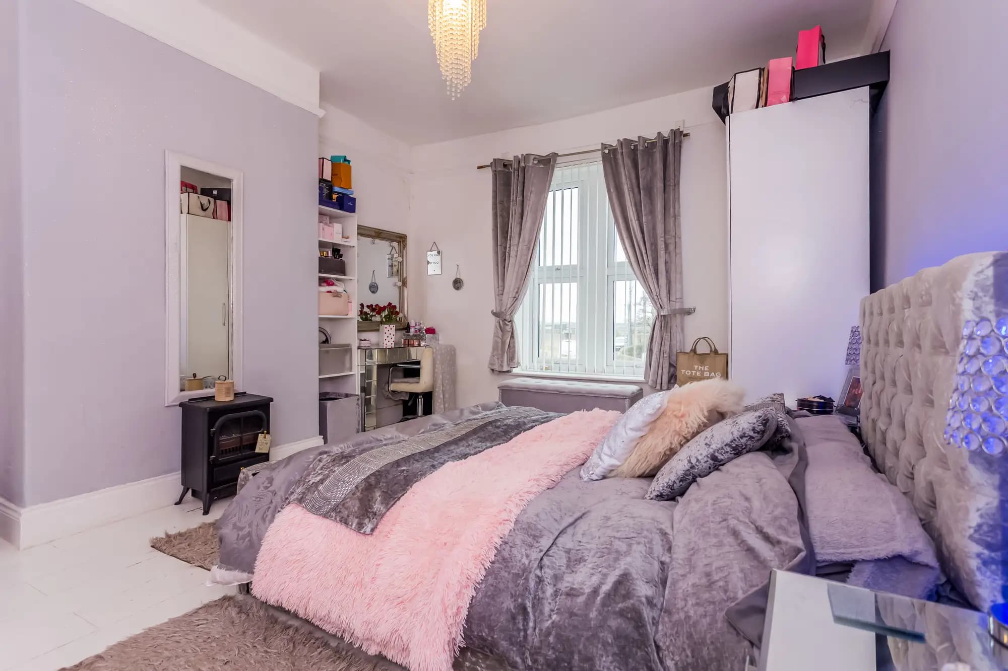 property photo 17 of 30